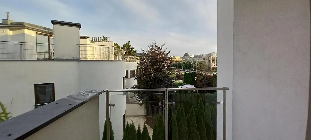Apartament Wilanow - Sarmacka 1B Warsaw 0*,